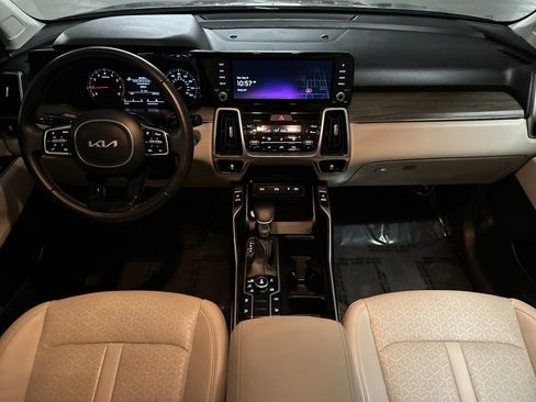 Certified 2023 Kia Sorento S AWD/4WD image 18