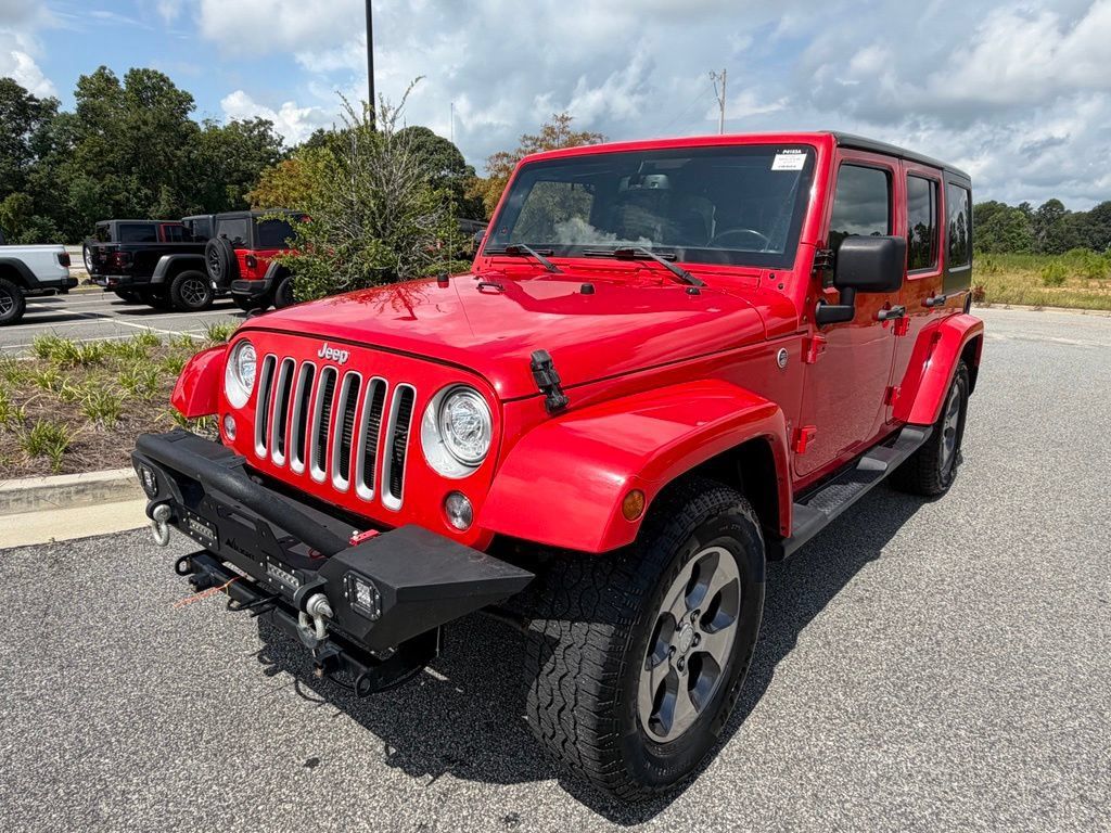 Used 2018 Jeep Wrangler Unlimited Sahara w/ Connectivity Group AWD/4WD image 53
