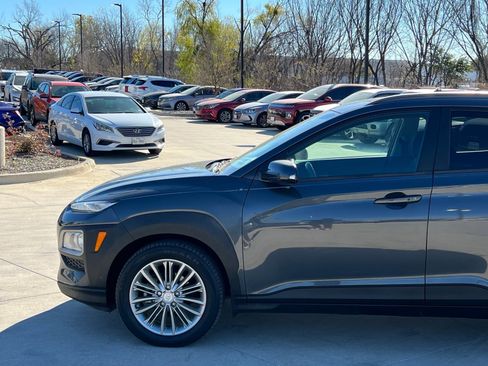 Used 2020 Hyundai Kona SEL Plus image 7