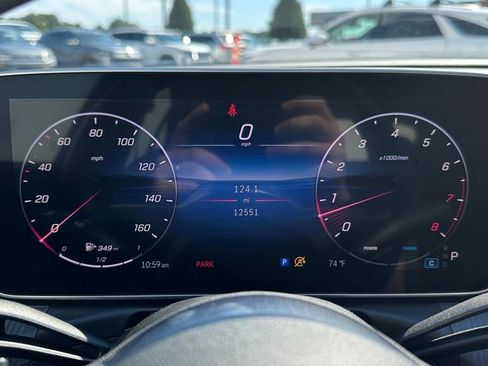 Used 2025 Mercedes-Benz C 300 Sedan image 7