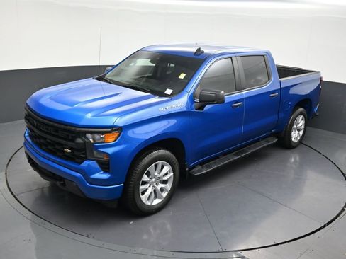 Used 2024 Chevrolet Silverado 1500 Custom RWD image 16
