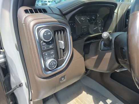 Used 2020 GMC Sierra 1500 SLT w/ SLT Premium Plus Package AWD/4WD image 13