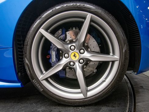 Used 2017 Ferrari 488 Spider RWD image 42