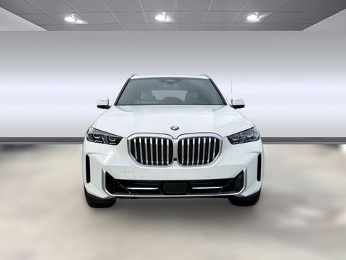 New 2026 BMW X5 xDrive40i w/ Premium Package AWD/4WD image 6