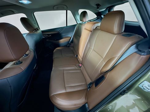 Used 2021 Subaru Outback Touring XT image 28