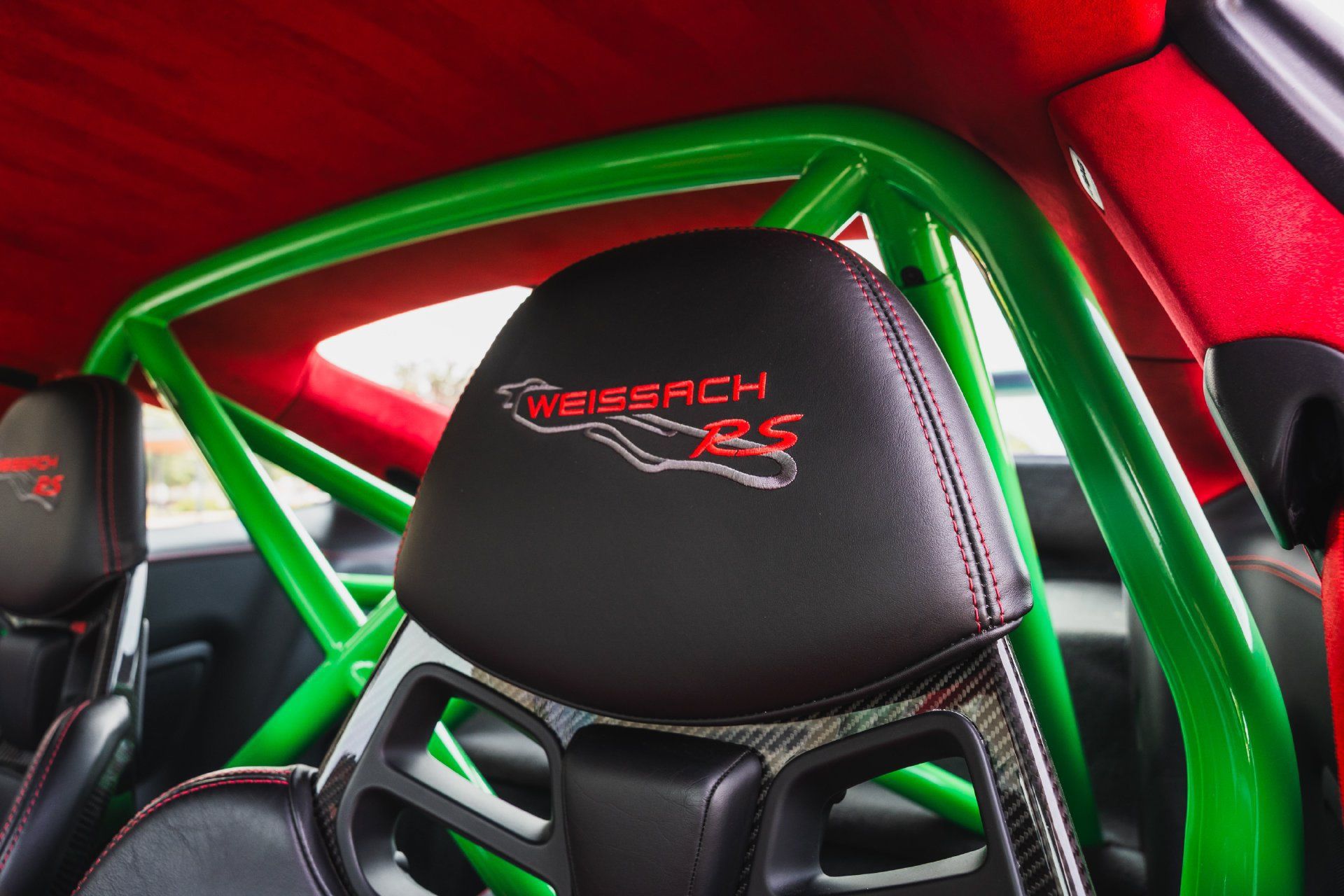 Used 2018 Porsche 911 GT2 RS RWD image 43