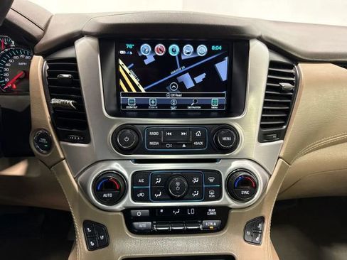 Used 2020 GMC Yukon XL SLT w/ Open Road Package RWD image 19