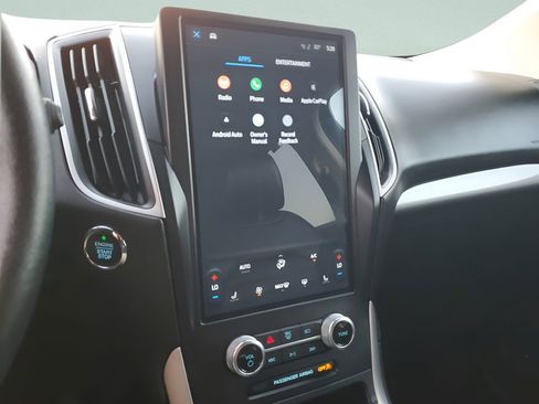 Used 2024 Ford Edge SEL image 22