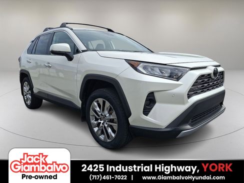 Used 2021 Toyota RAV4 Limited image 1