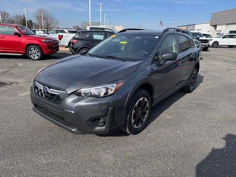 Used 2023 Subaru Crosstrek 2.0i image 6