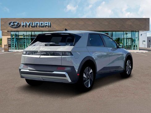 New 2026 Hyundai Ioniq 5 SE RWD image 7