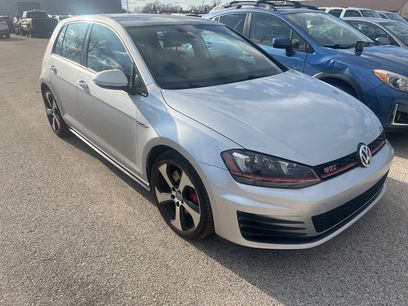 Used 2017 Volkswagen GTI SE
