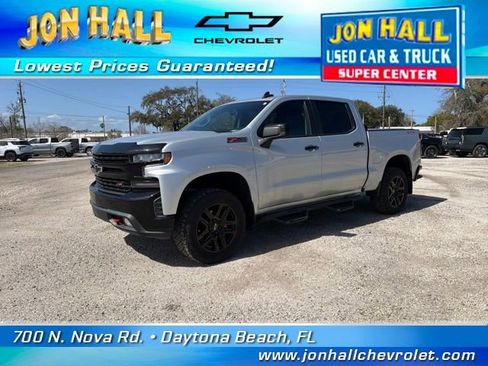 Used 2021 Chevrolet Silverado 1500 LT Trail Boss image 2