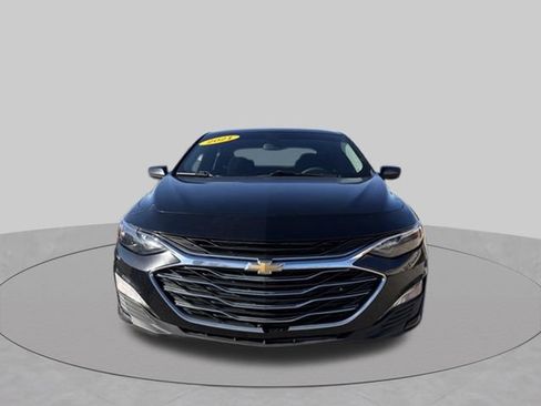 Used 2021 Chevrolet Malibu LT FWD image 2