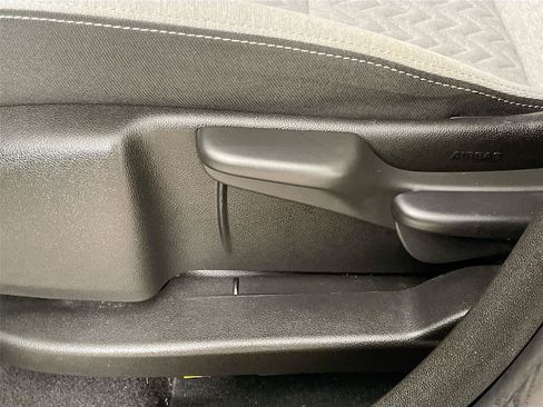 Used 2022 Chevrolet Equinox LS AWD/4WD image 20