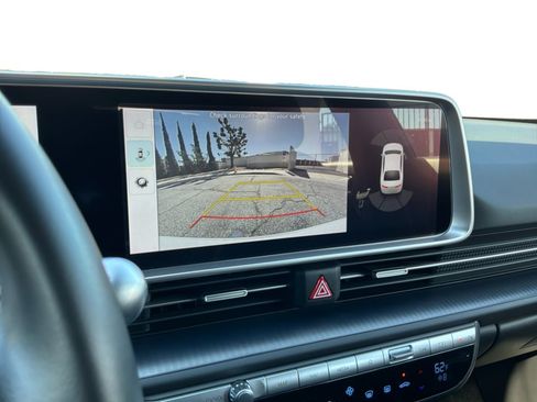Used 2024 Hyundai Ioniq 6 SE RWD image 13