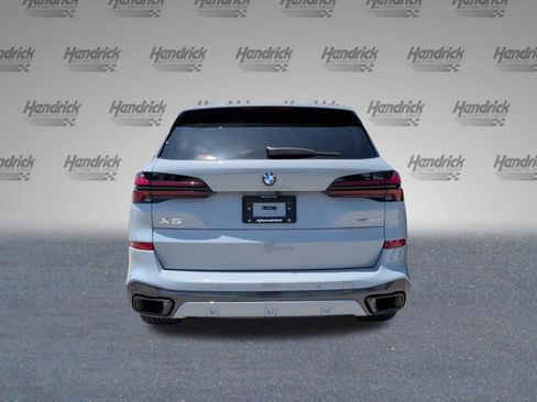 Used 2026 BMW X5 sDrive40i w/ M Sport Package RWD image 8