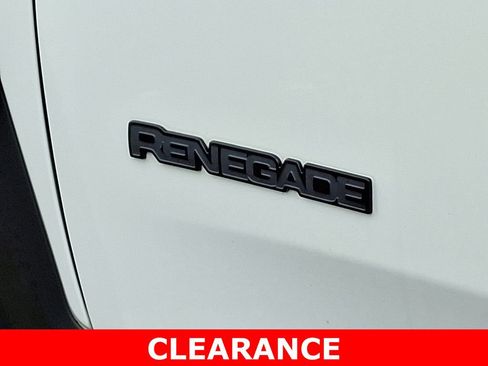 Used 2022 Jeep Renegade Altitude w/ Convenience Group image 32