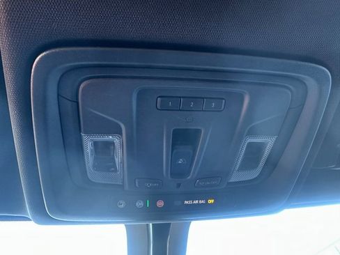 Used 2023 GMC Sierra 3500 AT4 w/ AT4 Preferred Package image 38