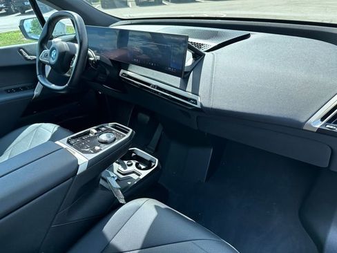 Used 2024 BMW iX xDrive50 w/ Convenience Package image 37