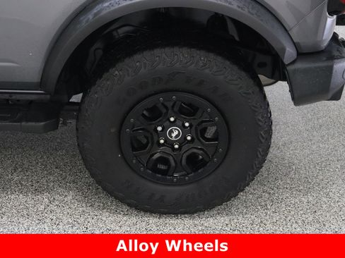 Used 2021 Ford Bronco Wildtrak image 10