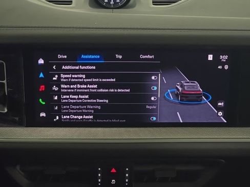 New 2026 Porsche Cayenne Coupe AWD/4WD image 21