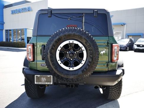 Used 2023 Ford Bronco Badlands image 9