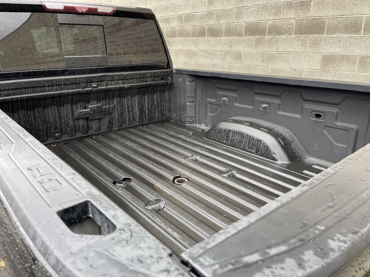 Used 2021 Chevrolet Silverado 2500 LTZ w/ LTZ Plus Package AWD/4WD image 3
