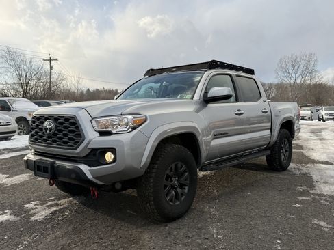 Used 2023 Toyota Tacoma SR5 image 1
