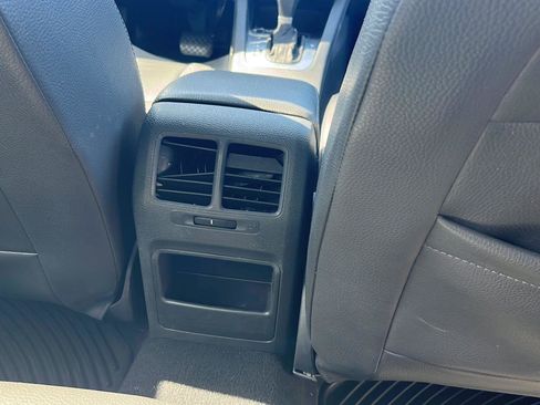 Used 2008 Volkswagen Jetta SE FWD image 21