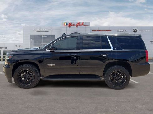 Used 2019 Chevrolet Tahoe LT w/ Texas Edition Package RWD image 2