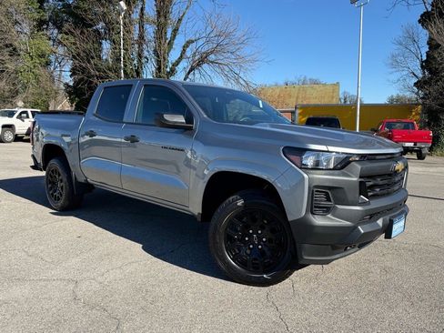 Certified 2025 Chevrolet Colorado W/T w/ WT Custom Package image 2