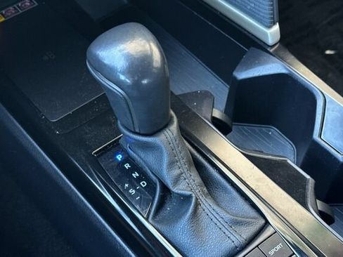 Used 2025 Toyota Camry SE FWD image 20