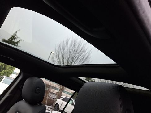 Certified 2022 Mercedes-Benz GLB 250 4MATIC image 14