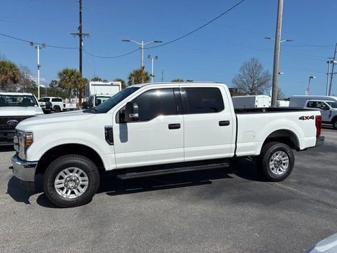 Used 2019 Ford F250 XLT image 6
