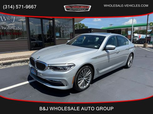 Used 2017 BMW 540i xDrive AWD/4WD image 1
