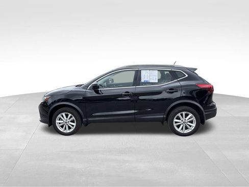 Used 2019 Nissan Rogue Sport SV FWD image 4