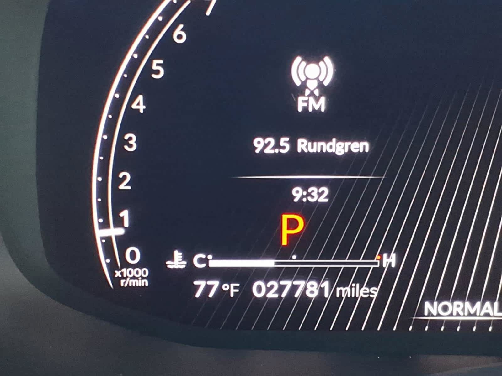 Used 2025 Acura MDX SH-AWD image 25