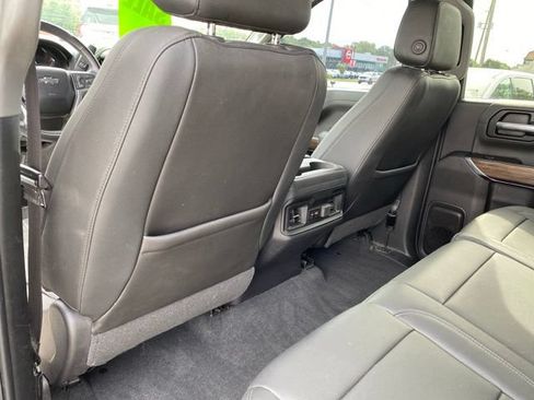 Used 2019 Chevrolet Silverado 1500 RST AWD/4WD image 31