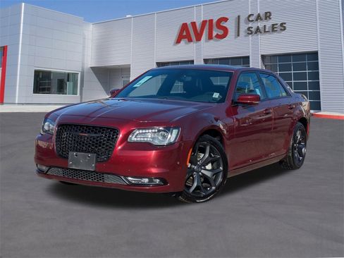 Used 2023 Chrysler 300 S image 1