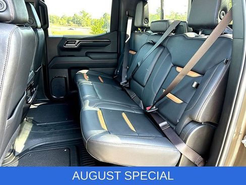 Used 2024 GMC Sierra 1500 AT4 w/ Technology Package AWD/4WD image 19