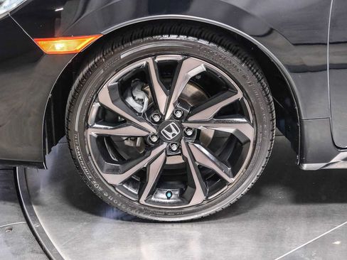 Used 2019 Honda Civic Sport image 10