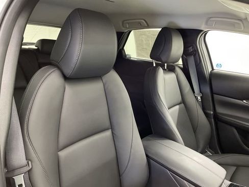 Certified 2025 MAZDA CX-30 AWD 2.5 S w/ Select Sport Pkg image 18