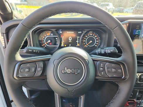 New 2026 Jeep Wrangler Unlimited Rubicon image 14