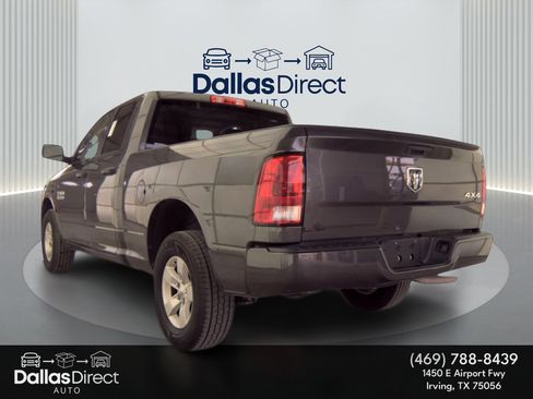 Used 2018 RAM 1500 Express AWD/4WD image 8