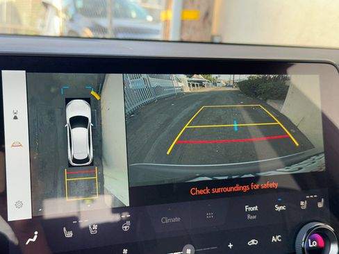 Used 2024 Lexus RX 350 Premium w/ Accessory Package (Z1) image 23