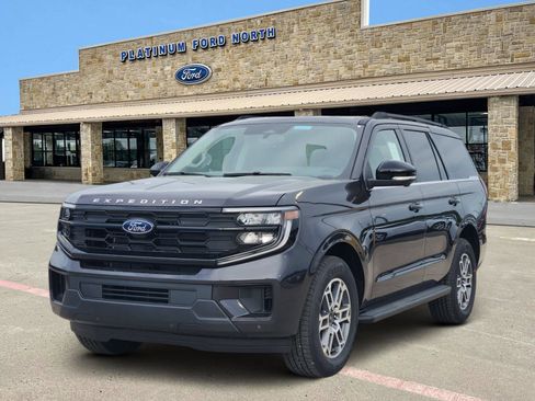 New 2026 Ford Expedition Active RWD image 2