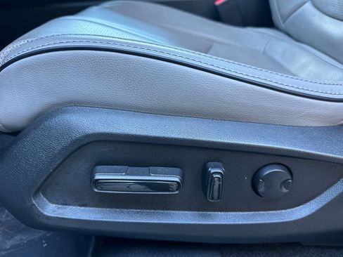 Used 2023 Honda Pilot Elite image 14