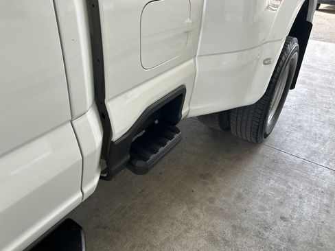 Used 2024 Ford F350 XL w/ FX4 Off-Road Package AWD/4WD image 17