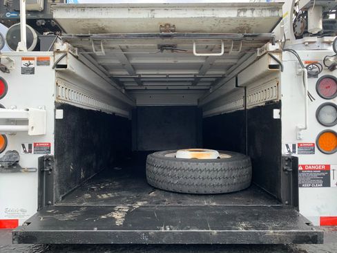 Used 2019 Ford F550 4x4 SuperCab Super Duty image 57